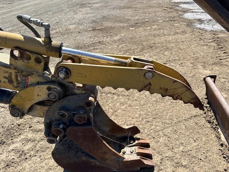 1999-caterpillar-301.5-image-15