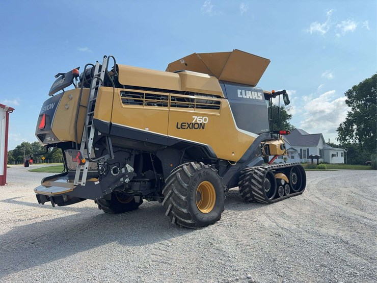 2021-claas-lexion-760-image-12