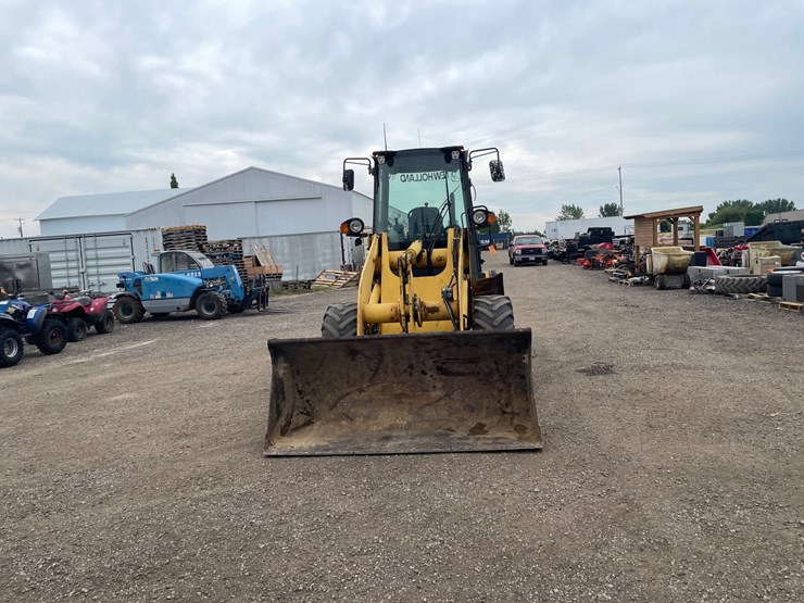 2005-new-holland-lw80b-image-2