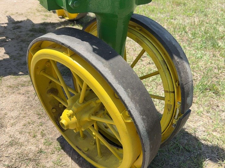 john-deere-g-image-9