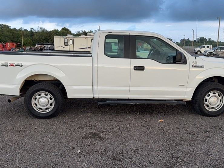 2015-ford-f150-image-4