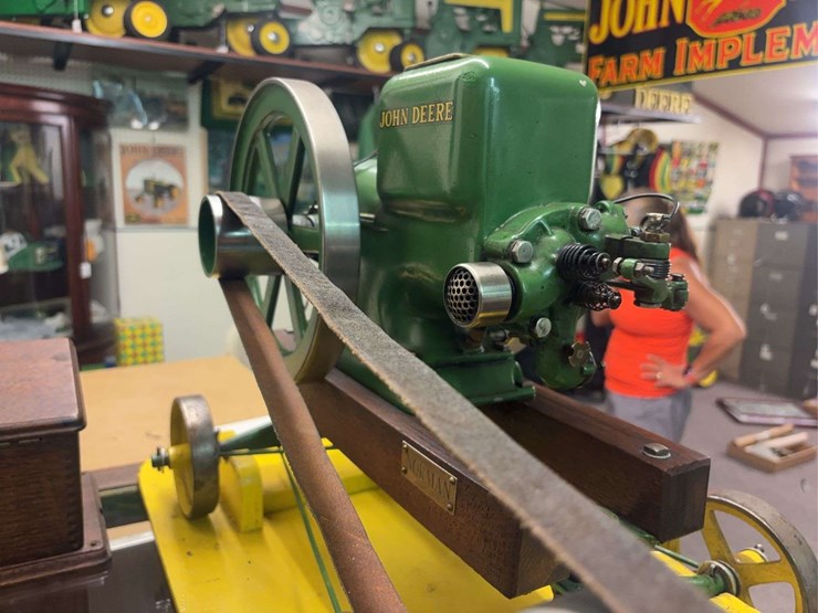 1/2-scale-john-deere-model-e-horse-hit-and-miss-wngine-and-arcade-burr-mill-image-5