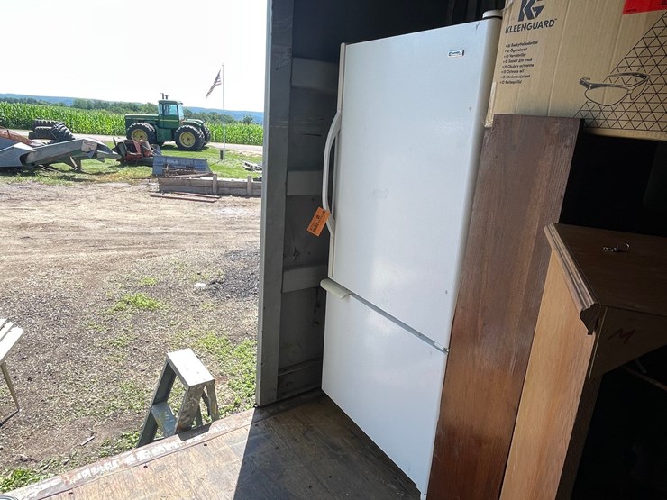 #4709-•-kenmore-fridge-and-freezer-image-1