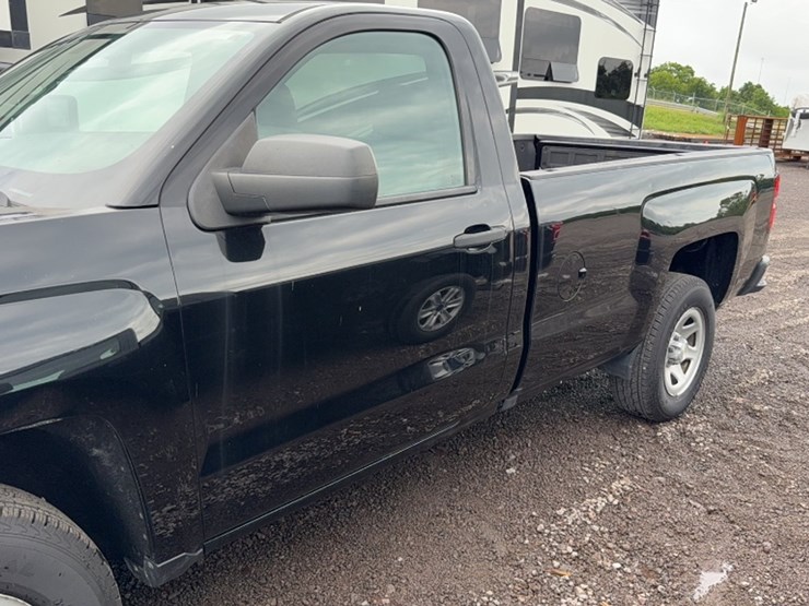 2017-chevrolet-1500-image-12