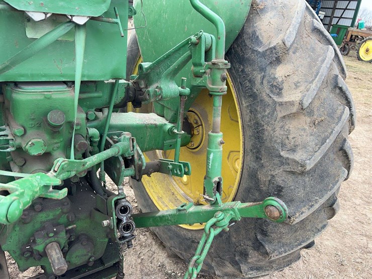 john-deere-70-image-45