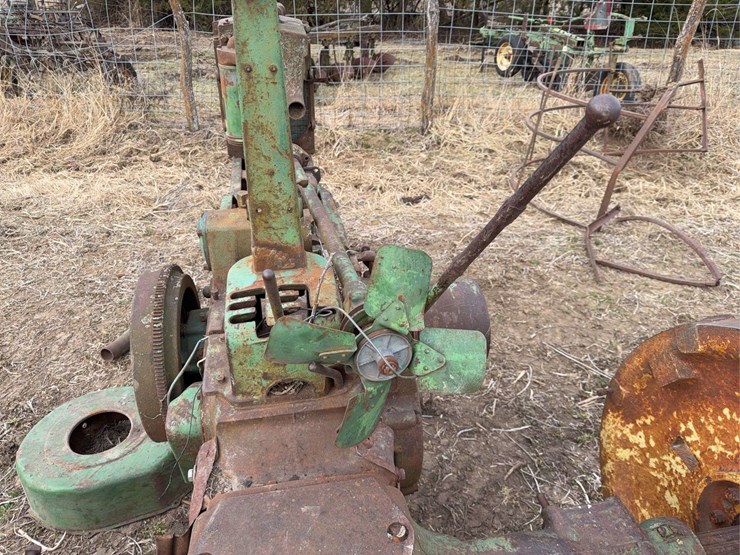 john-deere-b-image-19