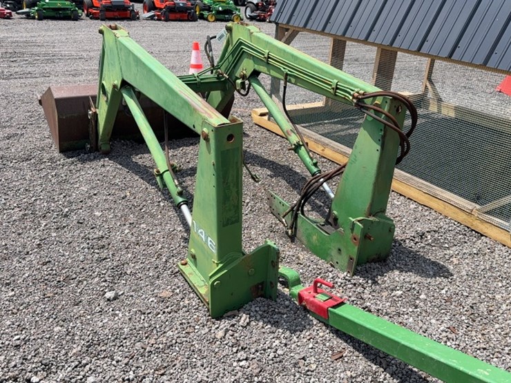 john-deere-146-image-3