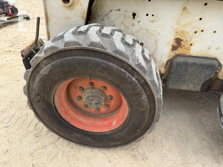 bobcat-s220-image-8