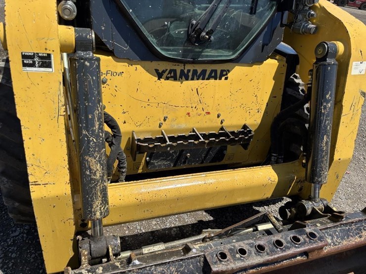 2018-yanmar-s220r-image-14
