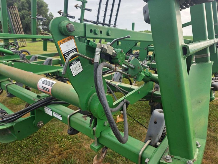 john-deere-2210-image-47