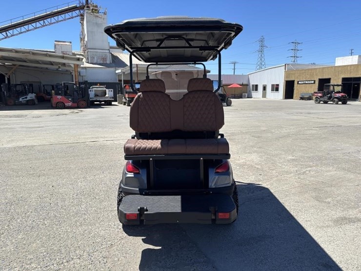 2026-sdg-electric-utility-cart-image-8