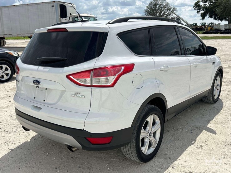 2016-ford-escape-image-3