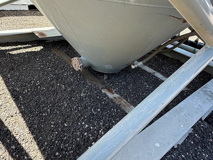 2012-wilco-25’-x-12’-vertical-skidded-silo-image-4