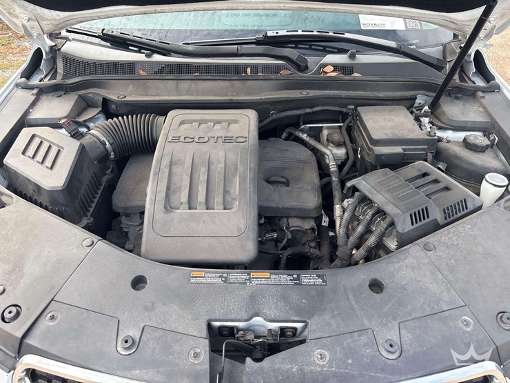 2015-chevrolet-equinox-image-10