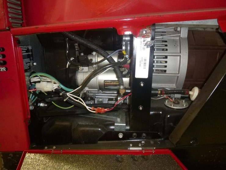 lincoln-330mpx-welding-generator-image-9