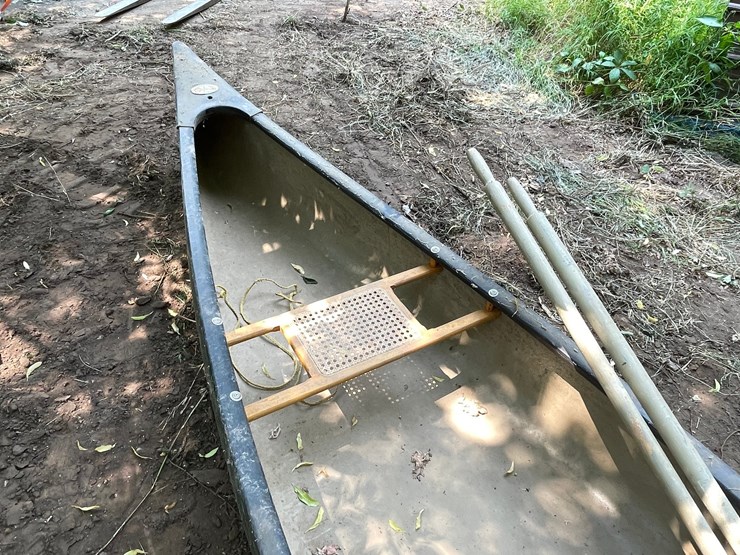 #7007-•-old-town-camper-canoe-image-8