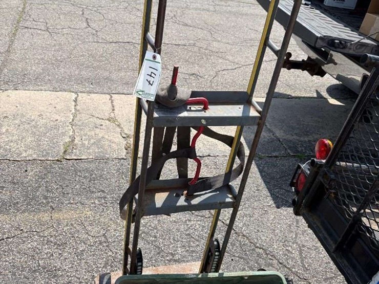 appliance-dolly-and-fertilizer-spreader-image-3