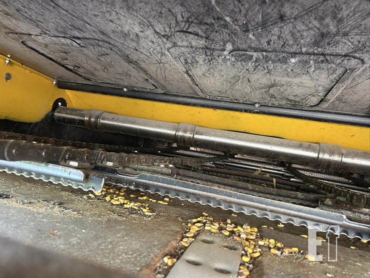 2013-new-holland-cx8080-image-64