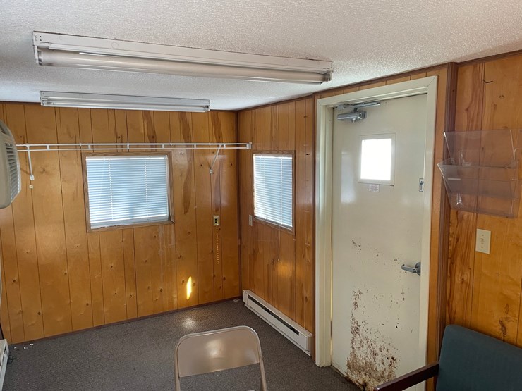 #4483-•-26'-single-axle-job-trailer-image-19