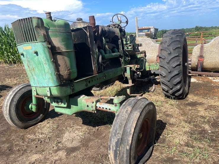 john-deere-4520-image-1