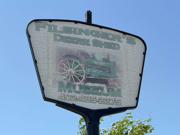 custom-made-filsinger-sign-on-sinclair-pole-image-1