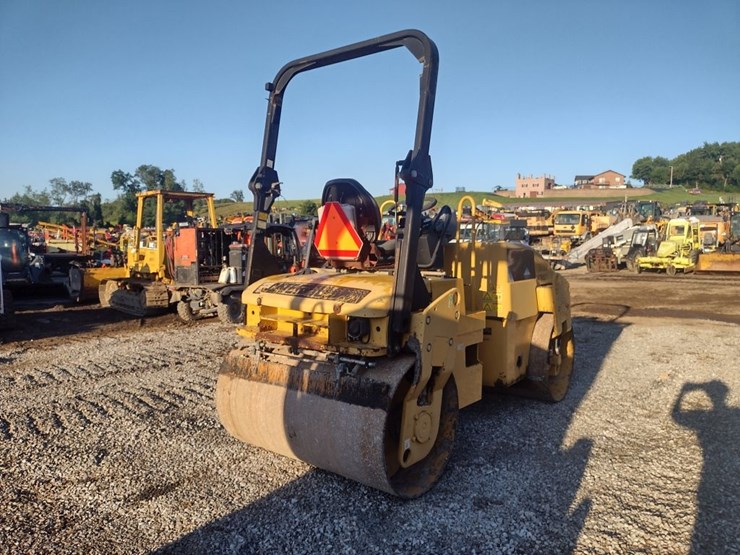 caterpillar-cb34xw-image-31