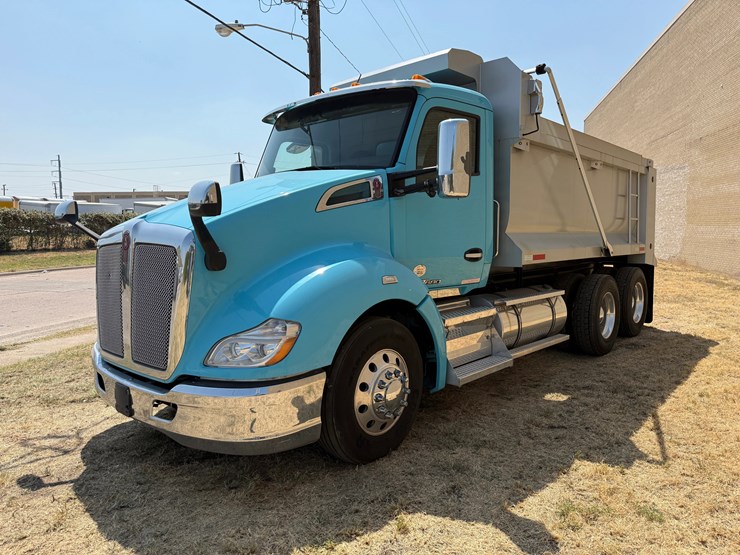 2019-kenworth-t680-image-2