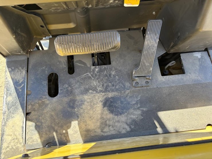 yale-glp50-forklift-image-23
