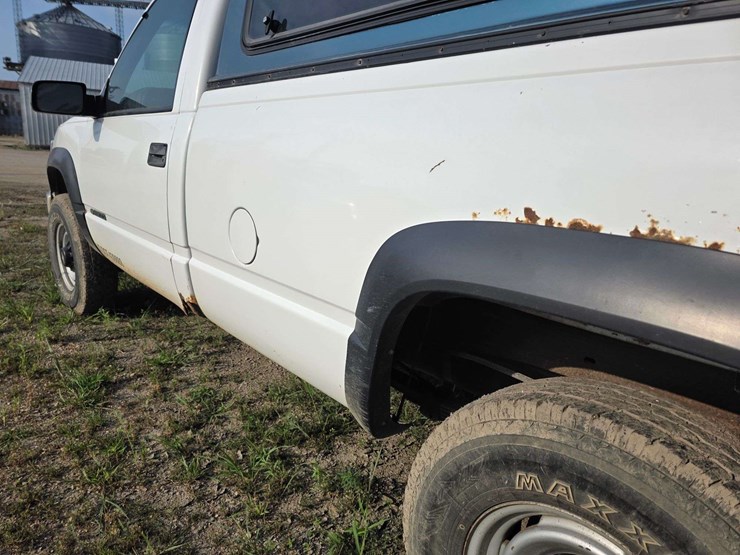 1999-chevrolet-silverado-2500-image-19