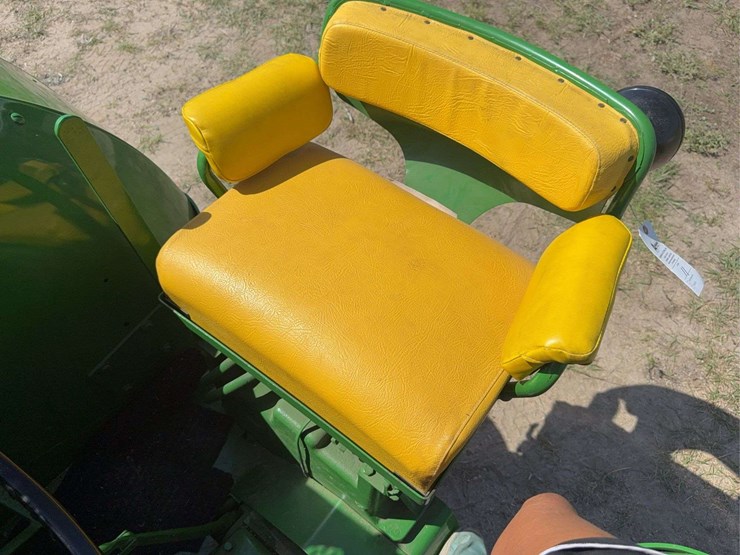 john-deere-620-image-45