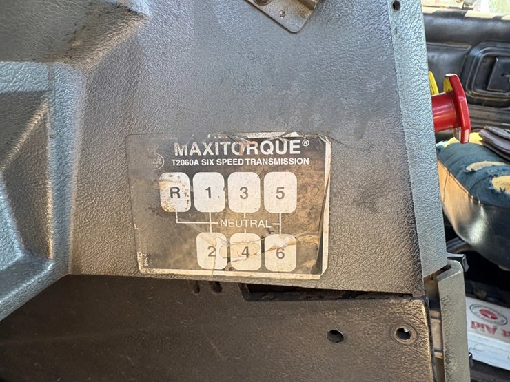 2000-mack-ch613-image-10