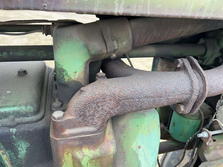 john-deere-70-image-21