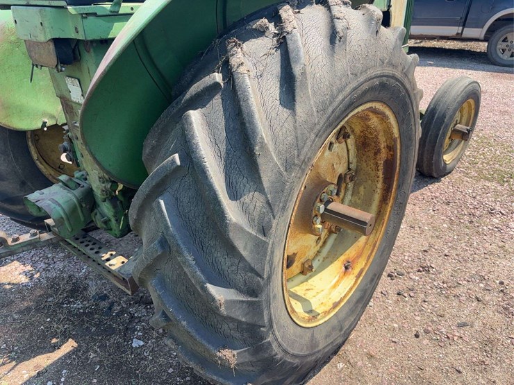 john-deere-630-image-86
