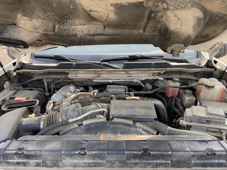 2020-chevrolet-silverado-2500-image-44