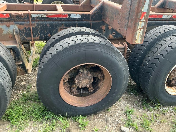 1994-mack-rd688s-image-42