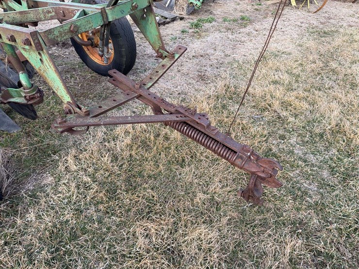 john-deere-no.-55-a-b-h-pull-type-three-bottom-plow-image-14