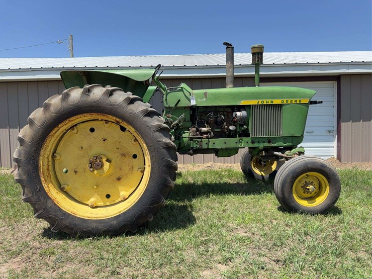 john-deere-2510-image-2
