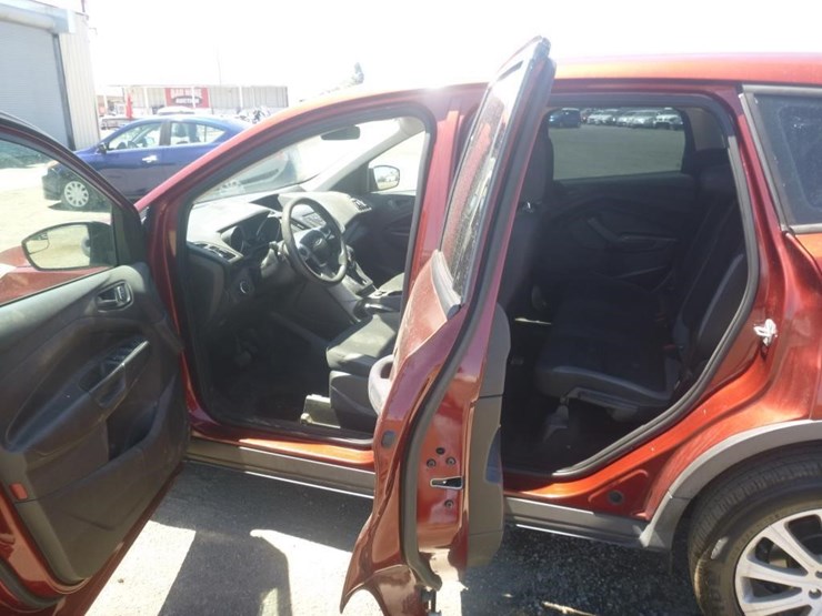 2014-ford-escape-image-5