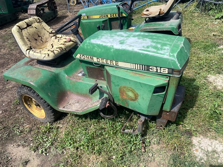 john-deere-318-image-3