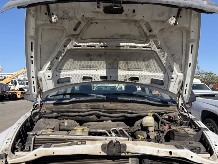 2005-dodge-ram-2500-image-10