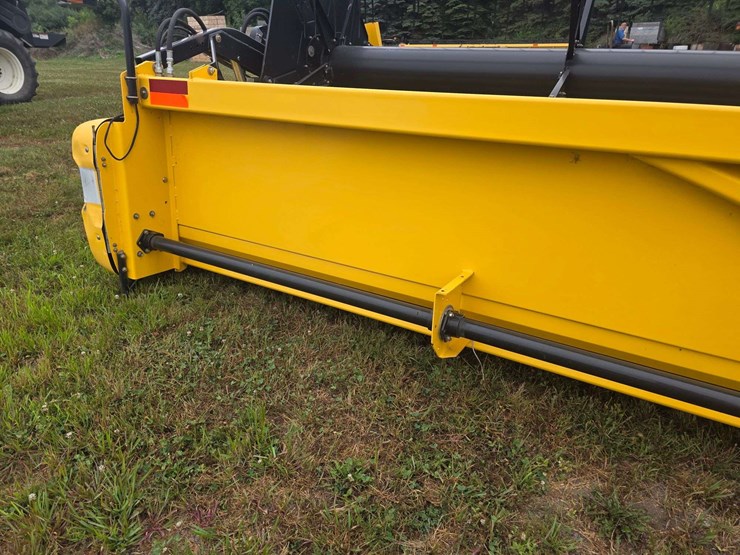 new-holland-74c-image-18