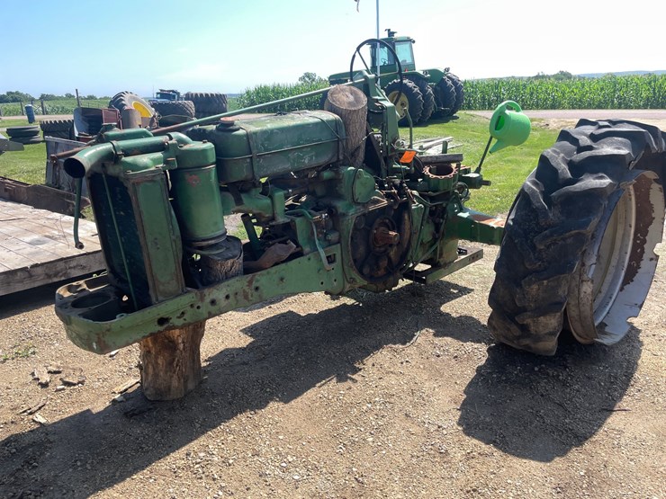 john-deere-70-image-1