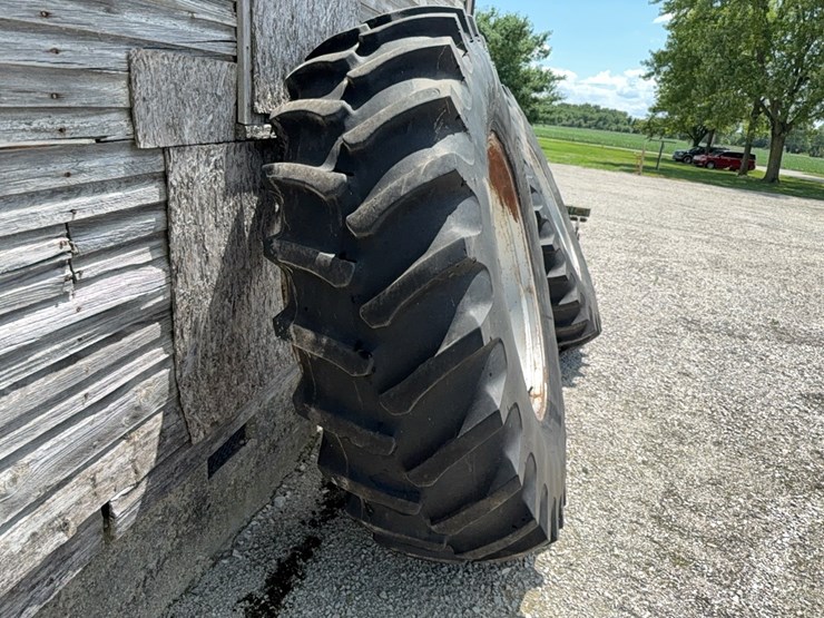 firestone-20.8r38-t-rail-duals-image-3
