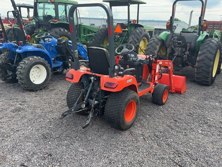 #3029-•-kubota-2360-tractor-image-7