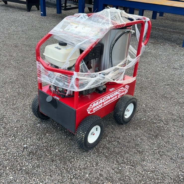 #2042 • MAGNUM 4000 SERIES HEATED PRESSURE WASHER