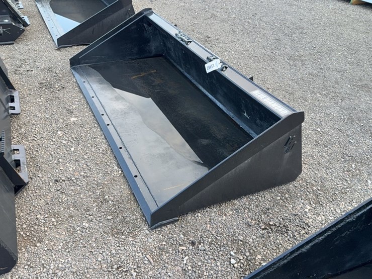 #2027-•-blue-diamond-84"-skid-steer-smooth-bucket-image-2