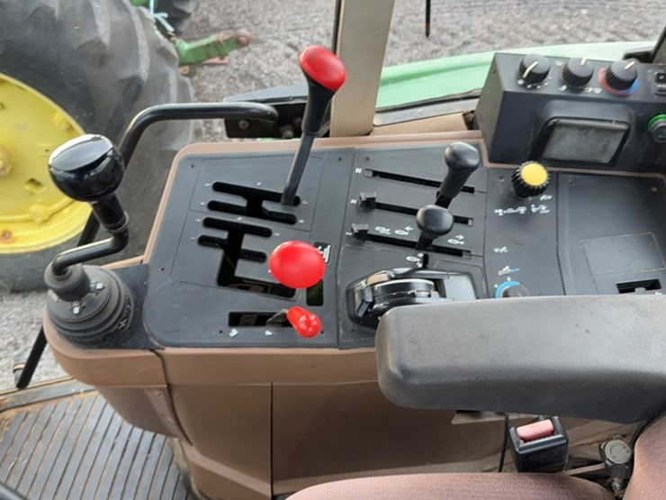john-deere-6300-image-19