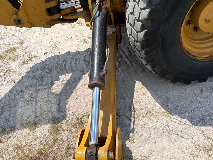 caterpillar-420f2-it-4x4-extendahoe-loader-backhoe-image-16