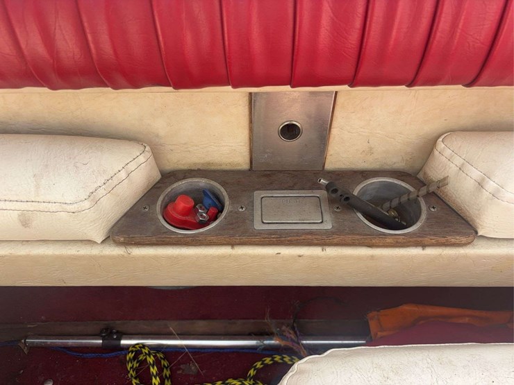 18’-cobalt-boat-and-trailer-image-20
