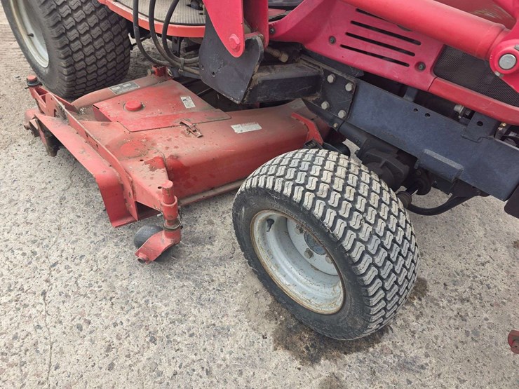 2005-massey-ferguson-gc2300-image-8